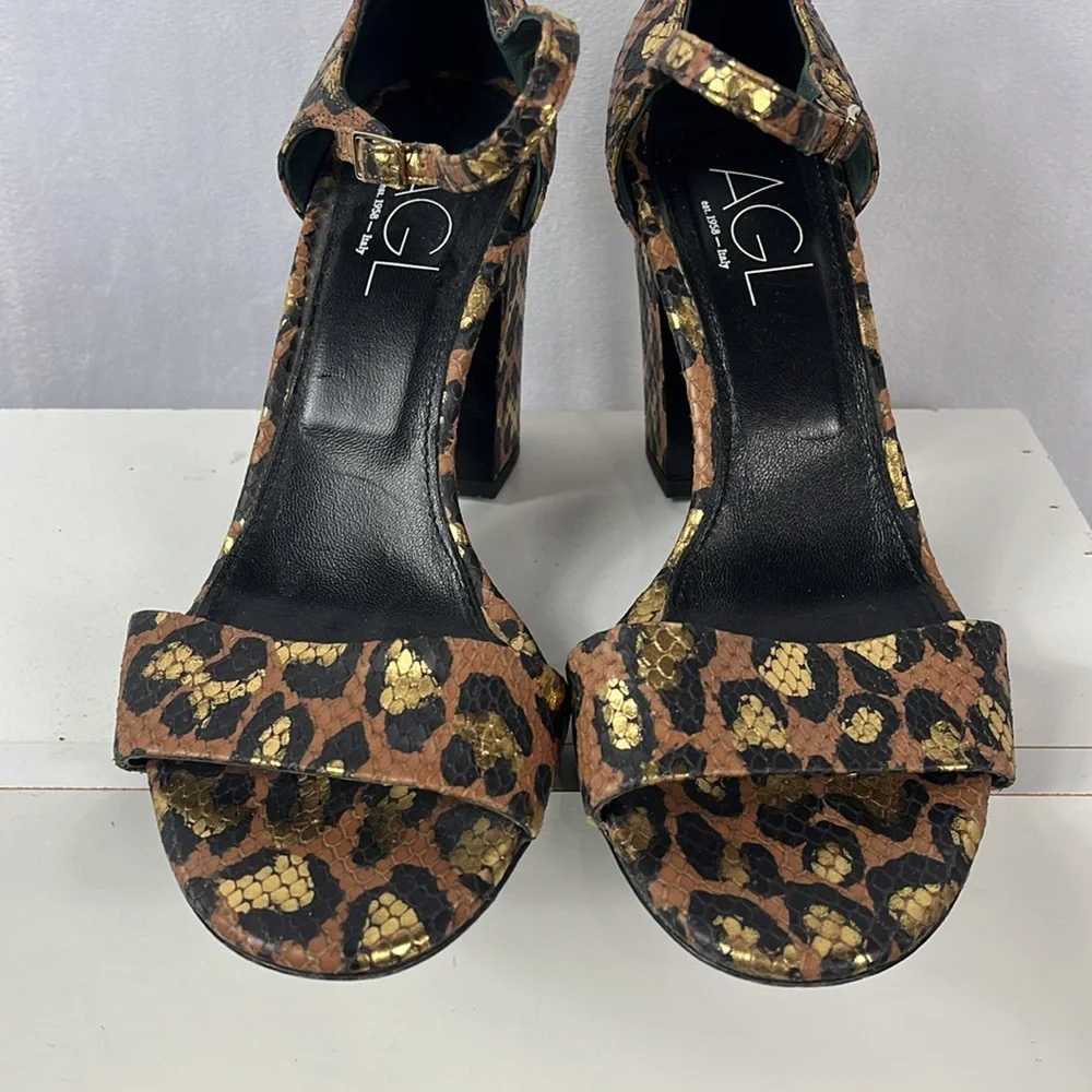 AGL‎ Attilio Giusti Leombruni  Snake Embossed Leopard Print Sandal Heel.